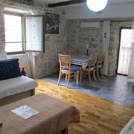 Appartement Fischer Fritz 2 *