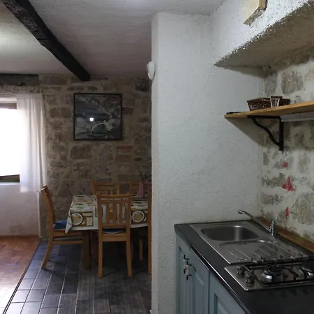 Grosse In Mit Terrasse Und Whirlpool Apartment *