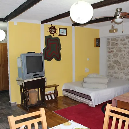 Fischer Fritz 2 Appartement *